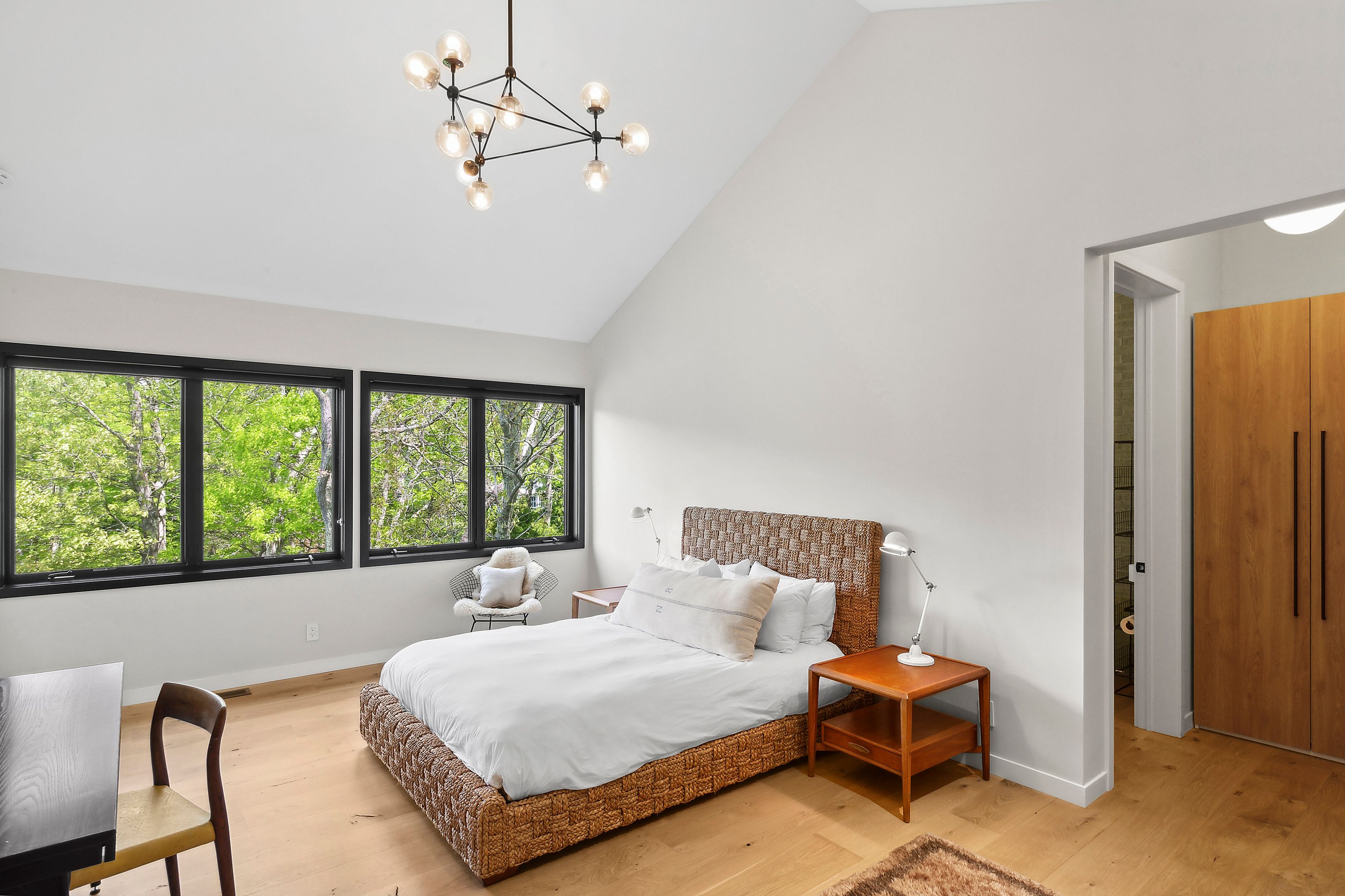 349 Division Street Sag Harbor, NY 11963 - Photo 14 of 19 Second Floor En-Suite Guest Bedroom