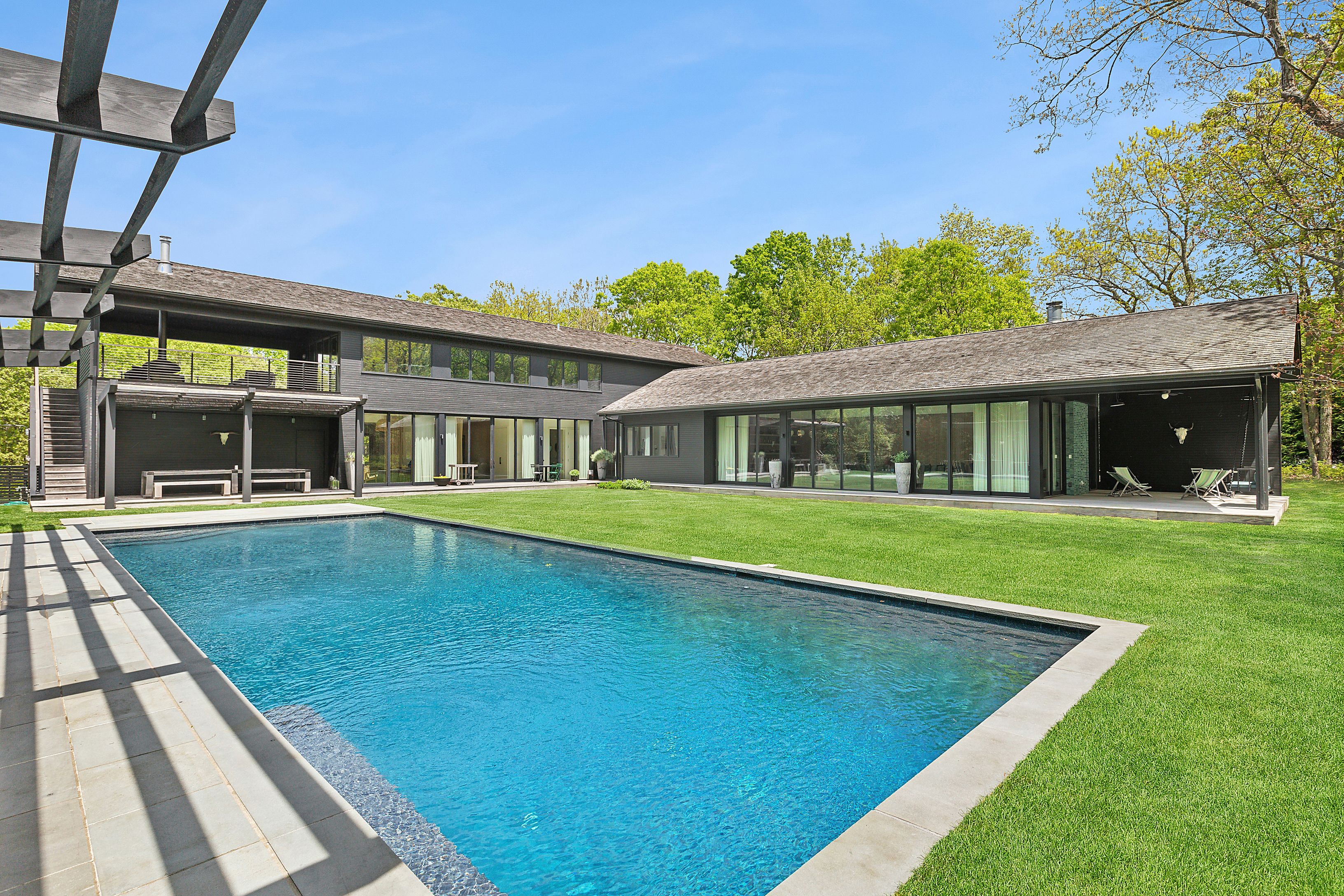 349 Division Street Sag Harbor, NY 11963 - Photo 2 of 19