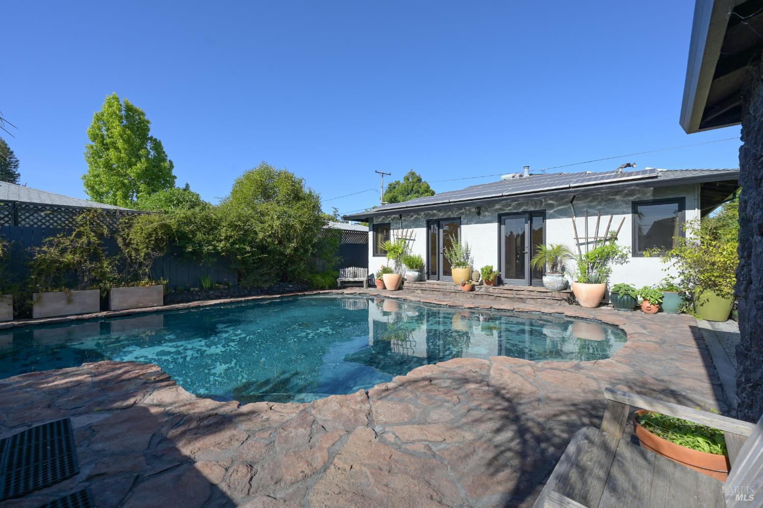 2111 Humboldt Street Santa Rosa, CA 95404 - Photo 29 of 47