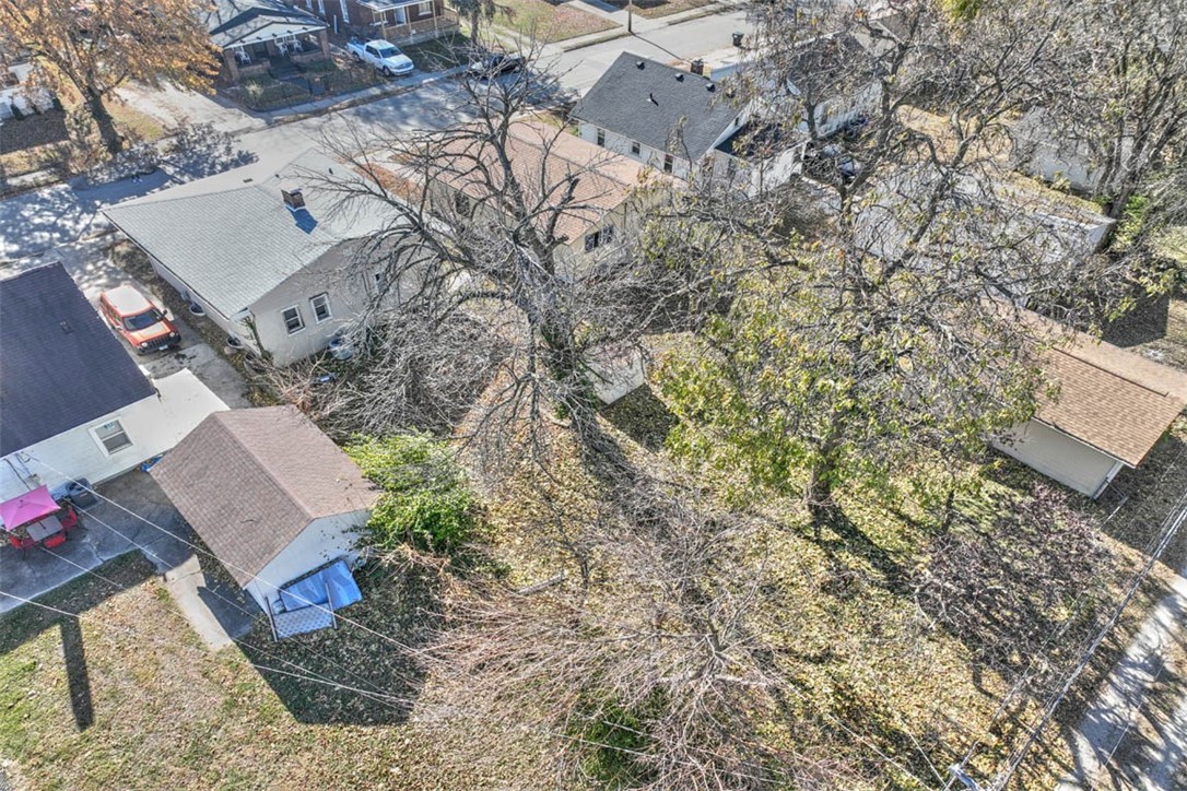1270 East Riverside Avenue Decatur, IL 62521 - Photo 5 of 21