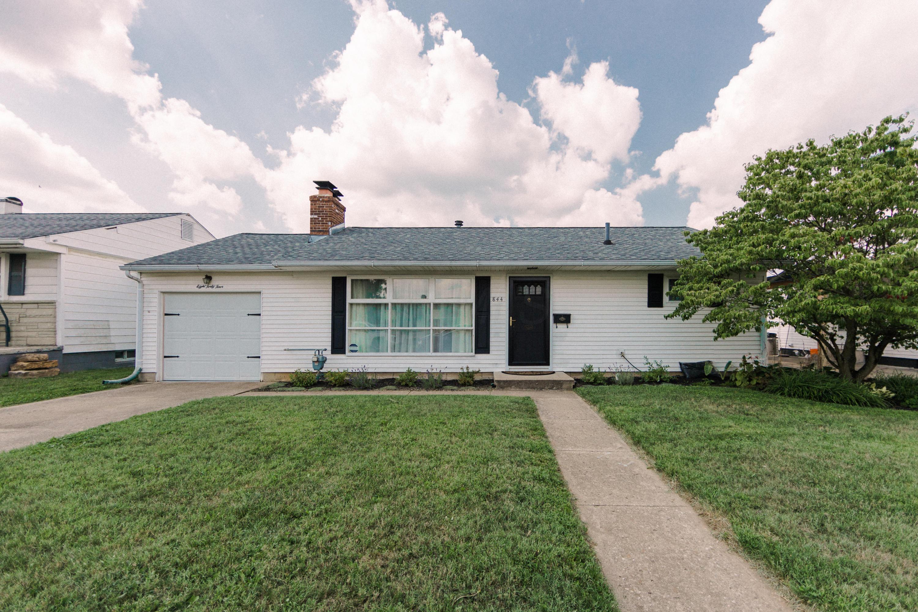 844 Sherman Road Chillicothe, OH 45601 - Photo 1 of 26