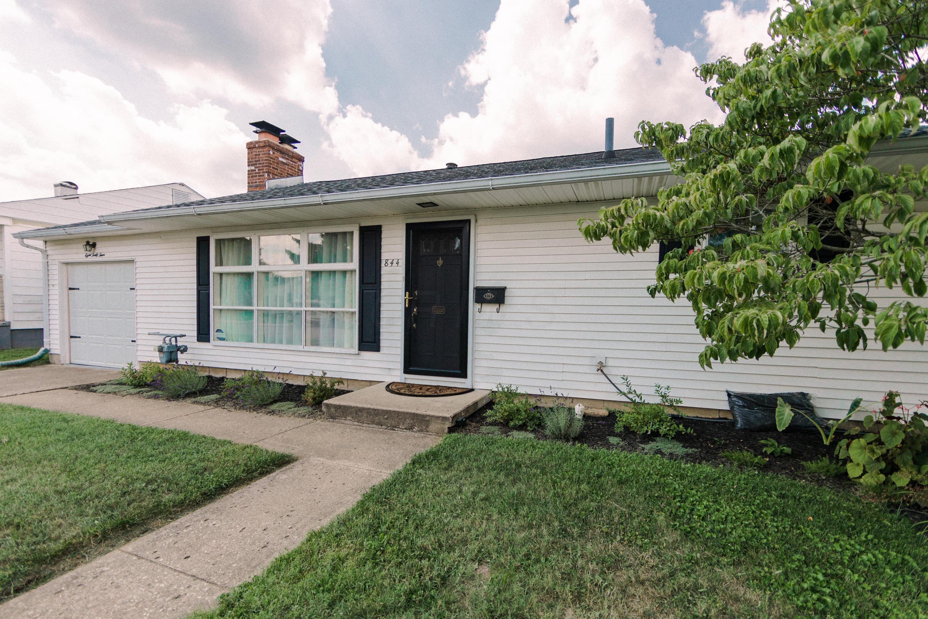 844 Sherman Road Chillicothe, OH 45601 - Photo 2 of 26