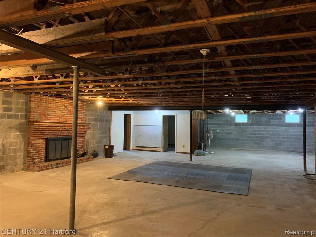26466 Springland Street Farmington, MI 48334 - Photo 48 of 51