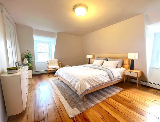 $2,600 | 156 Park Street, Unit 3, Newton, MA 02458