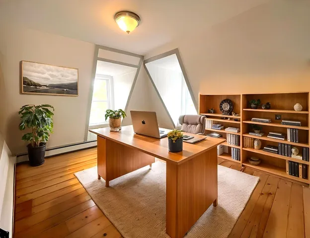 $2,600 | 156 Park Street, Unit 3, Newton, MA 02458