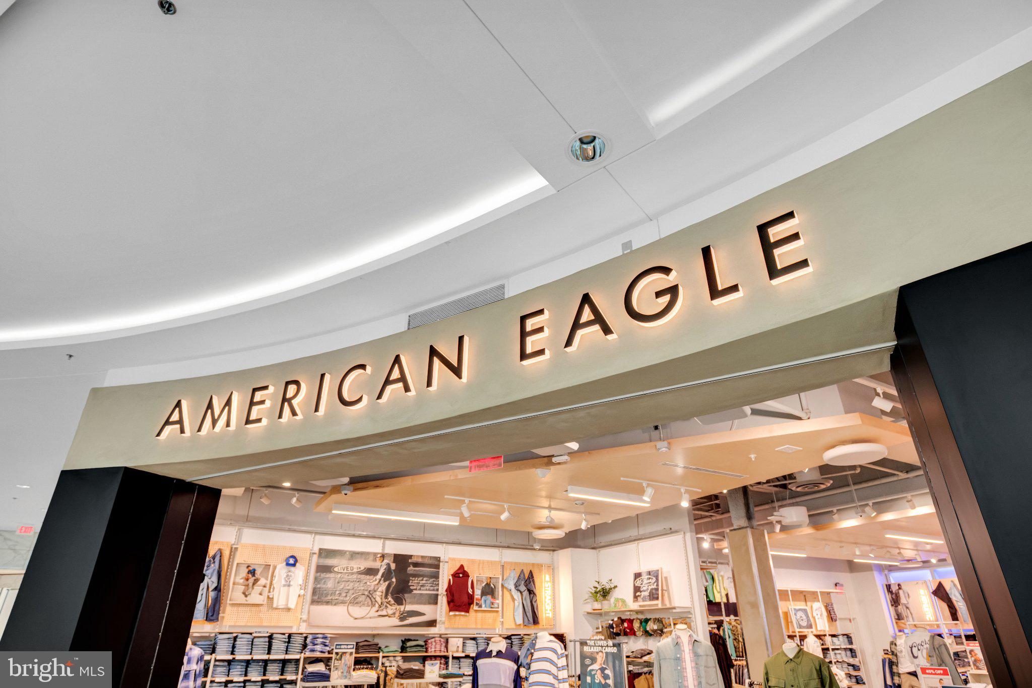 1200 South Arlington Ridge Road, Unit 608 Arlington, VA 22202 - Photo 33 of 39 Shops at Pentagon City Mall