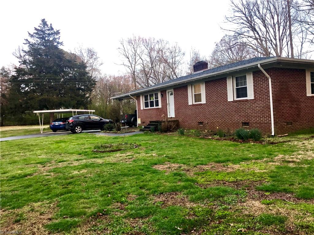 3083 Plank Road Robbins, NC 27325 - Photo 2 of 27