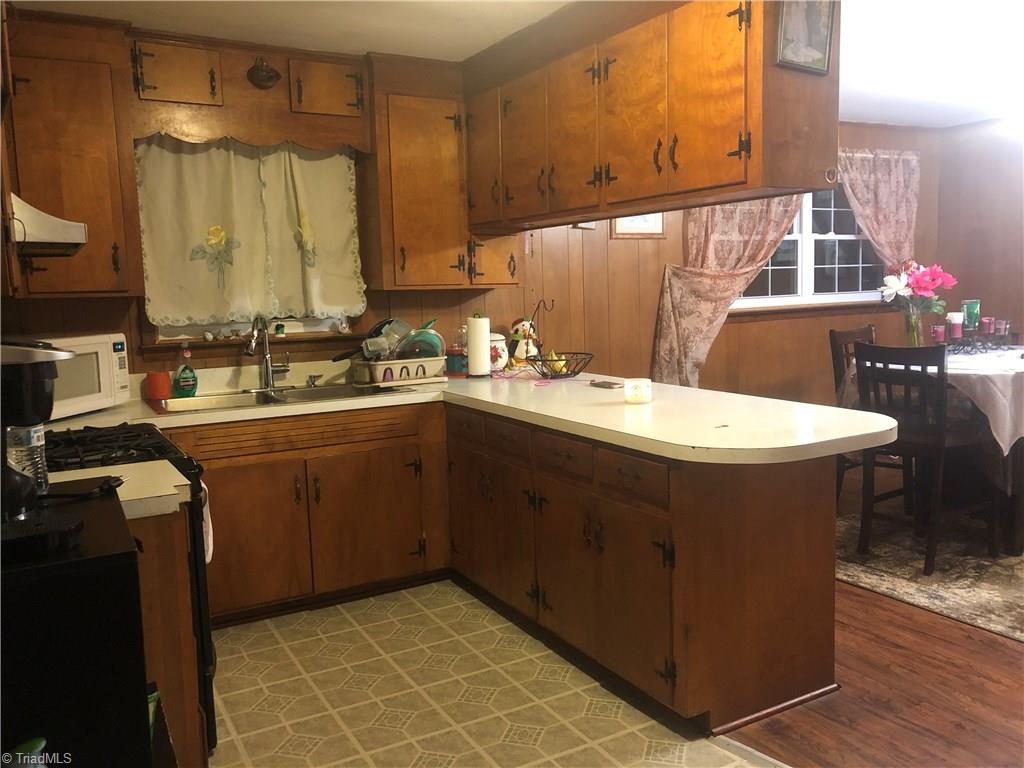 3083 Plank Road Robbins, NC 27325 - Photo 13 of 27
