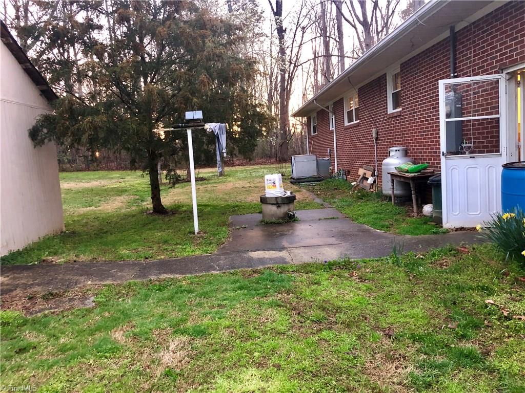 3083 Plank Road Robbins, NC 27325 - Photo 21 of 27