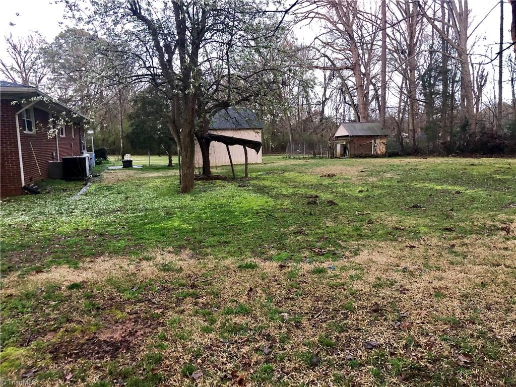 3083 Plank Road Robbins, NC 27325 - Photo 23 of 27