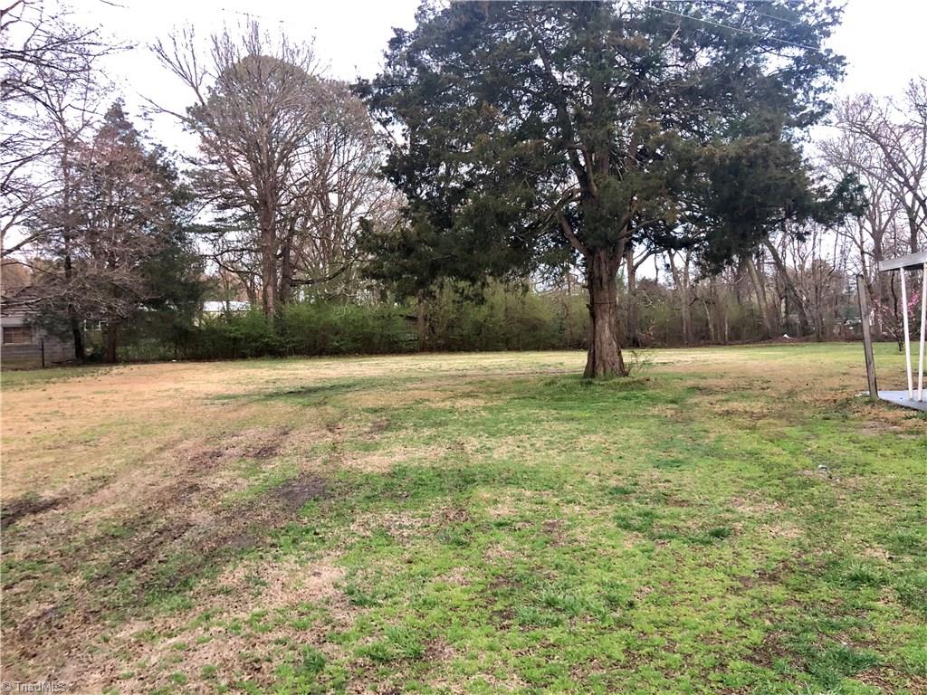 3083 Plank Road Robbins, NC 27325 - Photo 5 of 27