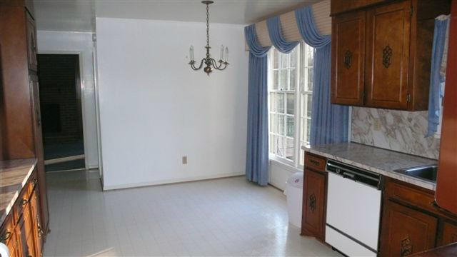 3701 Winding Way Road Southwest Roanoke, VA 24015 - Photo 19 of 24 P1100098