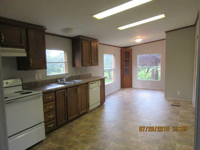 1842 Willette Road Red Boiling Springs, TN 37150 - Photo 4 of 6