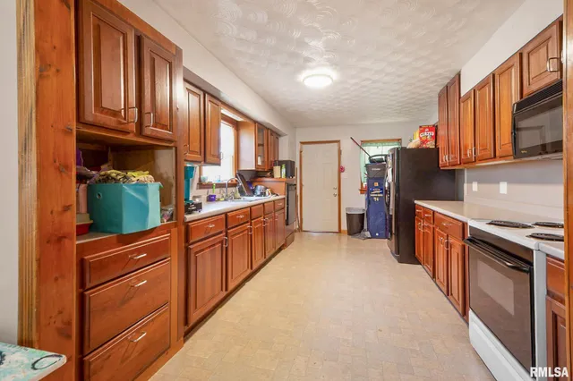 $110,000 | 1109 East Reeves Street, Marion, IL 62959