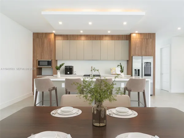 $8,500 | 1703 Southwest 23rd Street, Fort Lauderdale, FL 33315