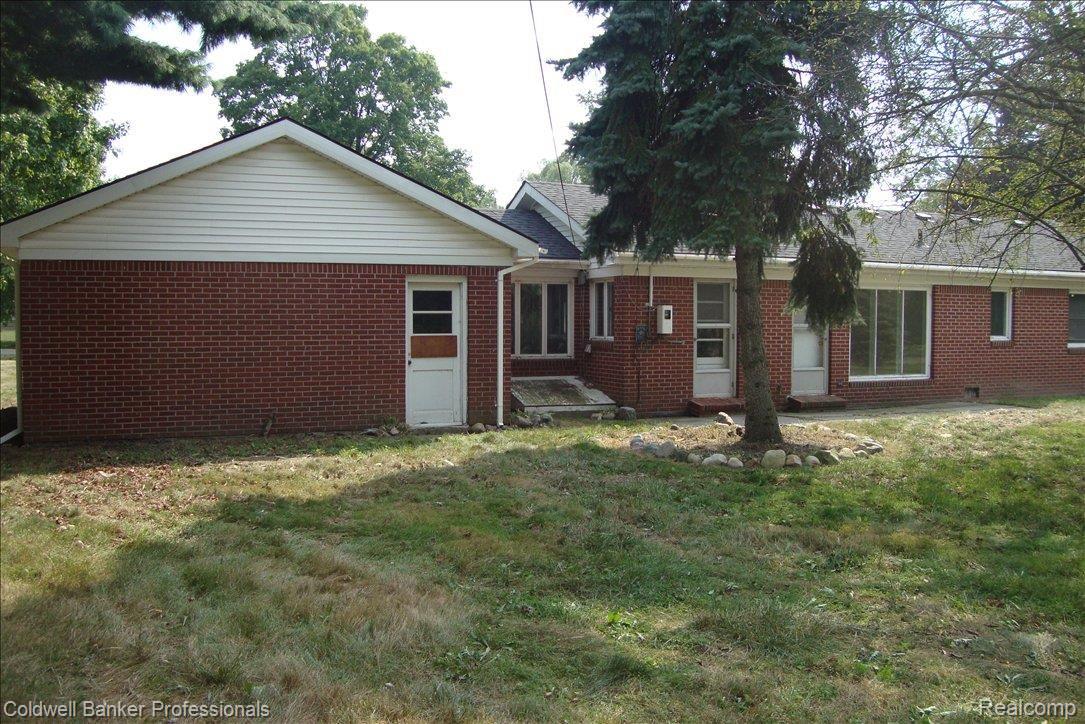 1371 Bowers Road Lapeer, MI 48446 - Photo 4 of 10 bowers1 022