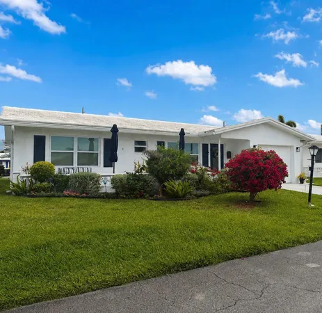 $2,990 | 1915 Southwest 17th Avenue, Boynton Beach, FL 33426