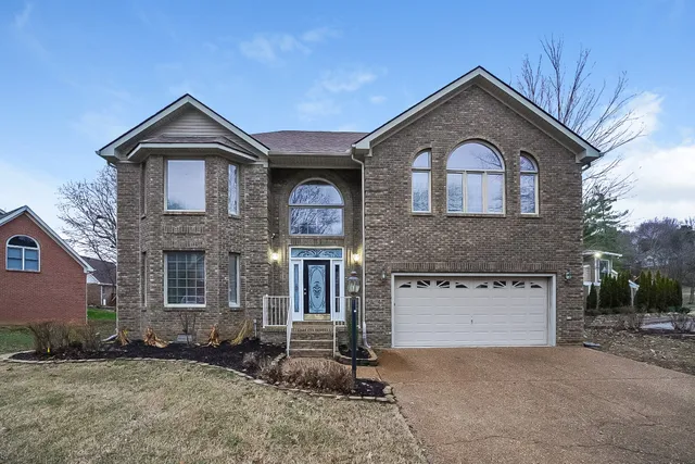 $2,470 | 3456 Harborwood Circle, Nashville, TN 37214