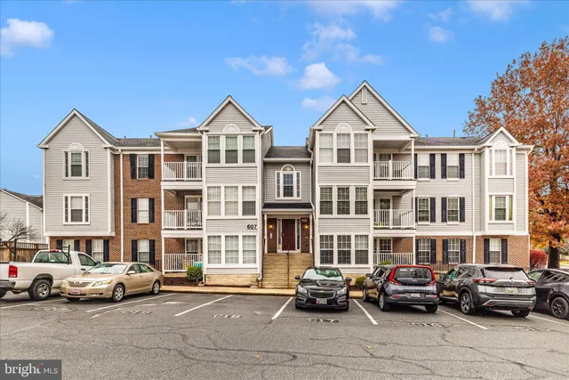 $249,900 | 607 Himes Avenue, Unit 102, Frederick, MD 21703