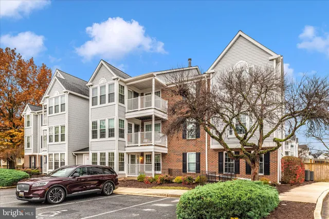 $249,900 | 607 Himes Avenue, Unit 102, Frederick, MD 21703