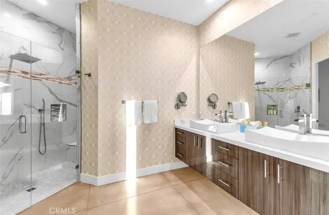 $1,685,000 | 2100 East Sahara Road, Palm Springs, CA 92262