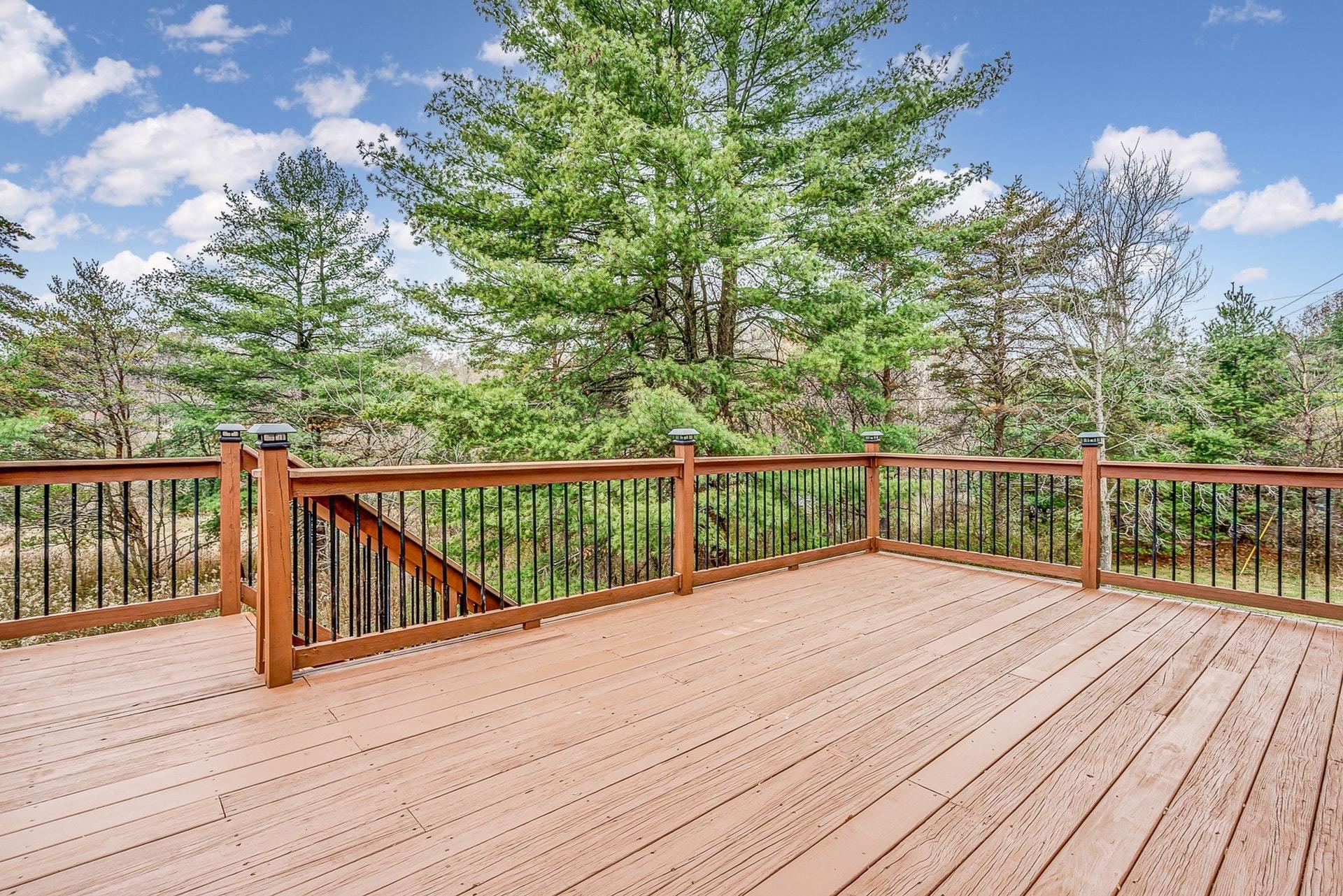 212 Bishop Road Blacksburg, VA 24060 - Photo 22 of 68 HUGE DECK