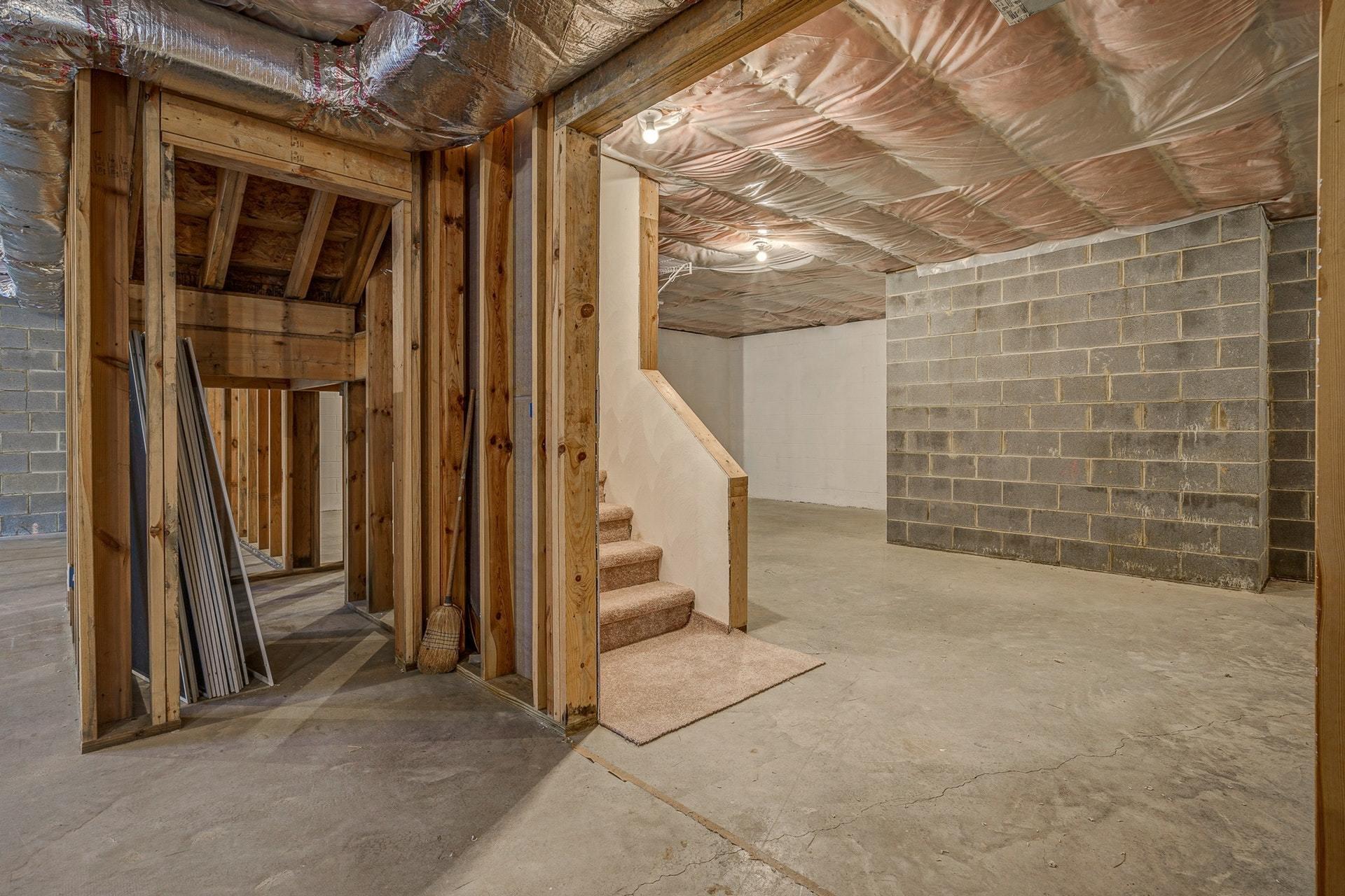 212 Bishop Road Blacksburg, VA 24060 - Photo 51 of 68 051-333254-212 Bishop Rd 051_8419531