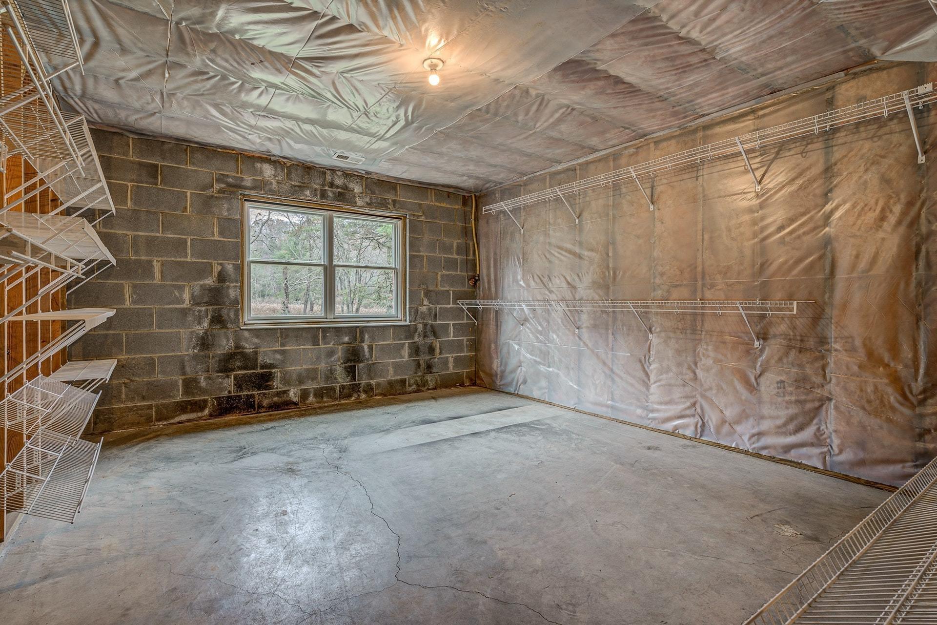212 Bishop Road Blacksburg, VA 24060 - Photo 55 of 68 055-333254-212 Bishop Rd 055_8419538