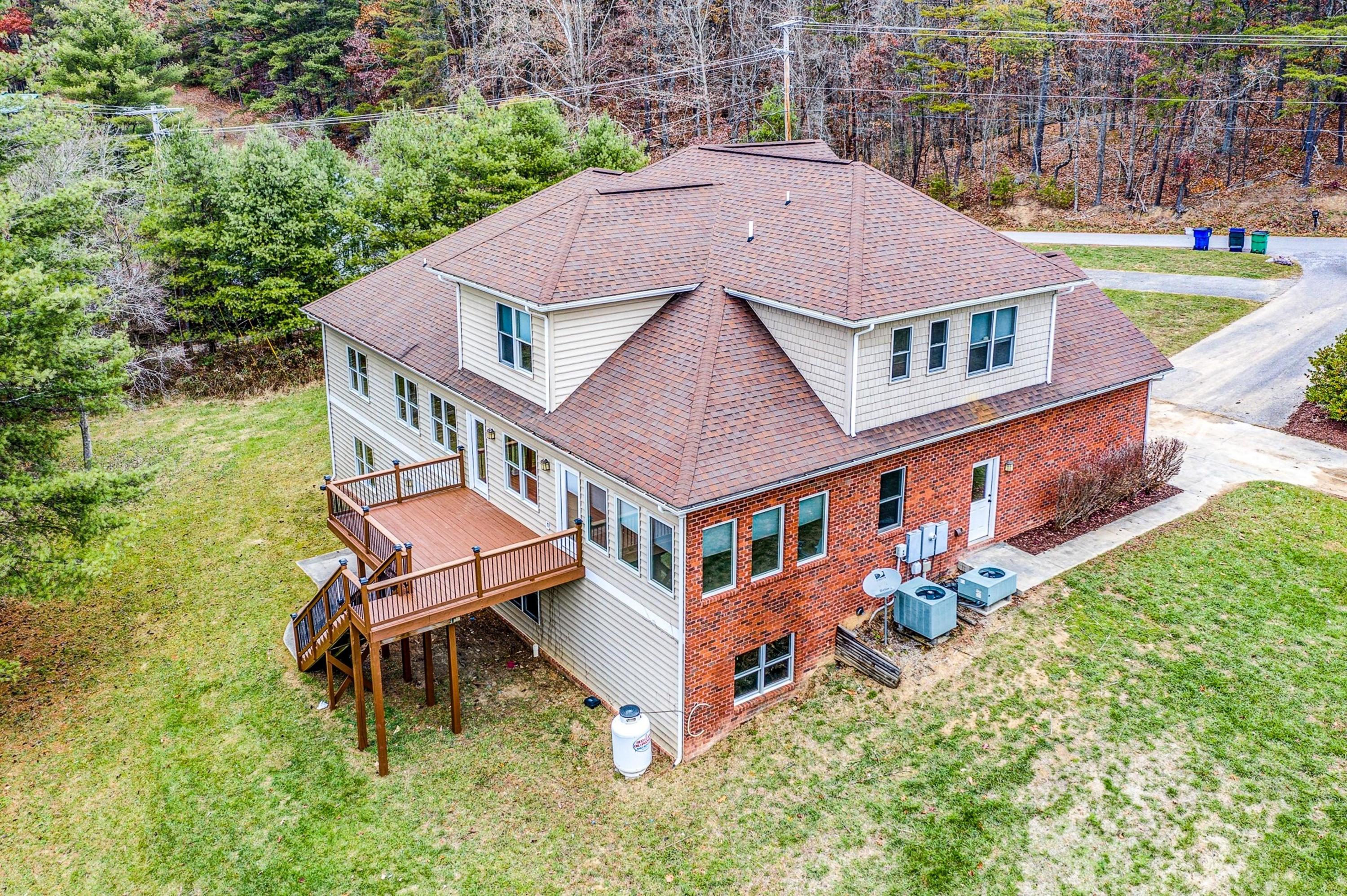 212 Bishop Road Blacksburg, VA 24060 - Photo 64 of 68 AERIAL REAR VIEW