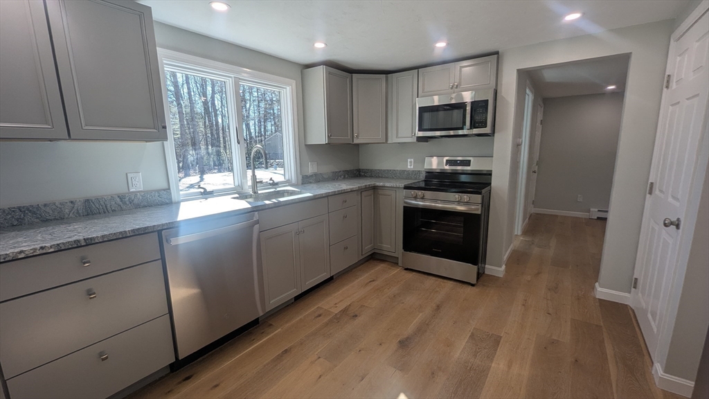 10 Beaver Dam Road Easton, MA 02356 - Photo 7 of 31 Gallery Image 7