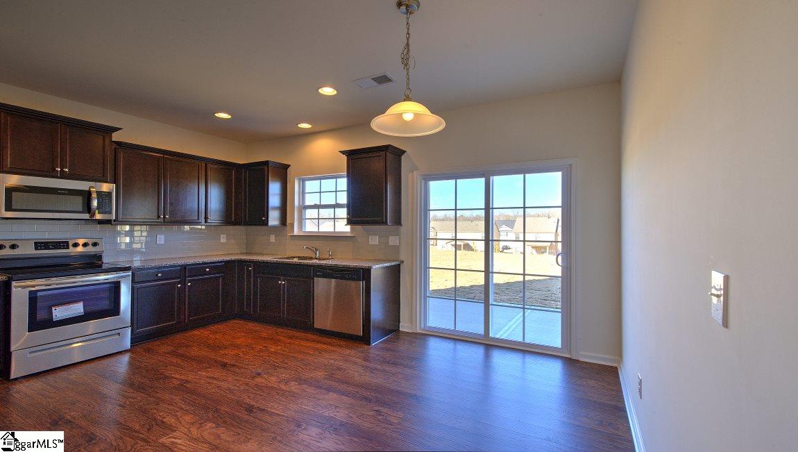 1106 Downing Bluff Drive Simpsonville, SC 29681 - Photo 14 of 33