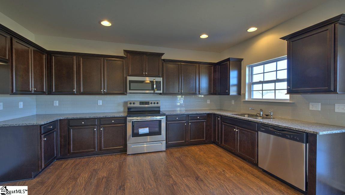 1106 Downing Bluff Drive Simpsonville, SC 29681 - Photo 15 of 33