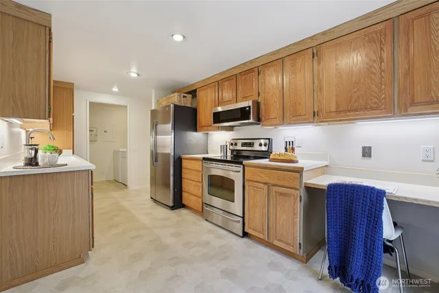 $545,000 | 22561 Southeast 42nd Terrace, Unit 2211, Issaquah, WA 98029