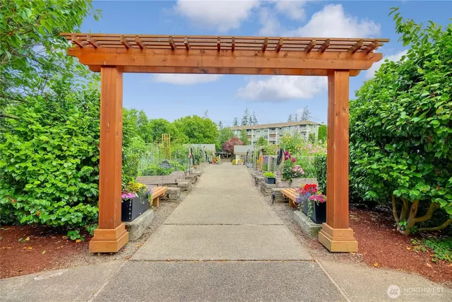 $545,000 | 22561 Southeast 42nd Terrace, Unit 2211, Issaquah, WA 98029