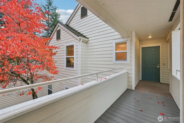 $545,000 | 22561 Southeast 42nd Terrace, Unit 2211, Issaquah, WA 98029