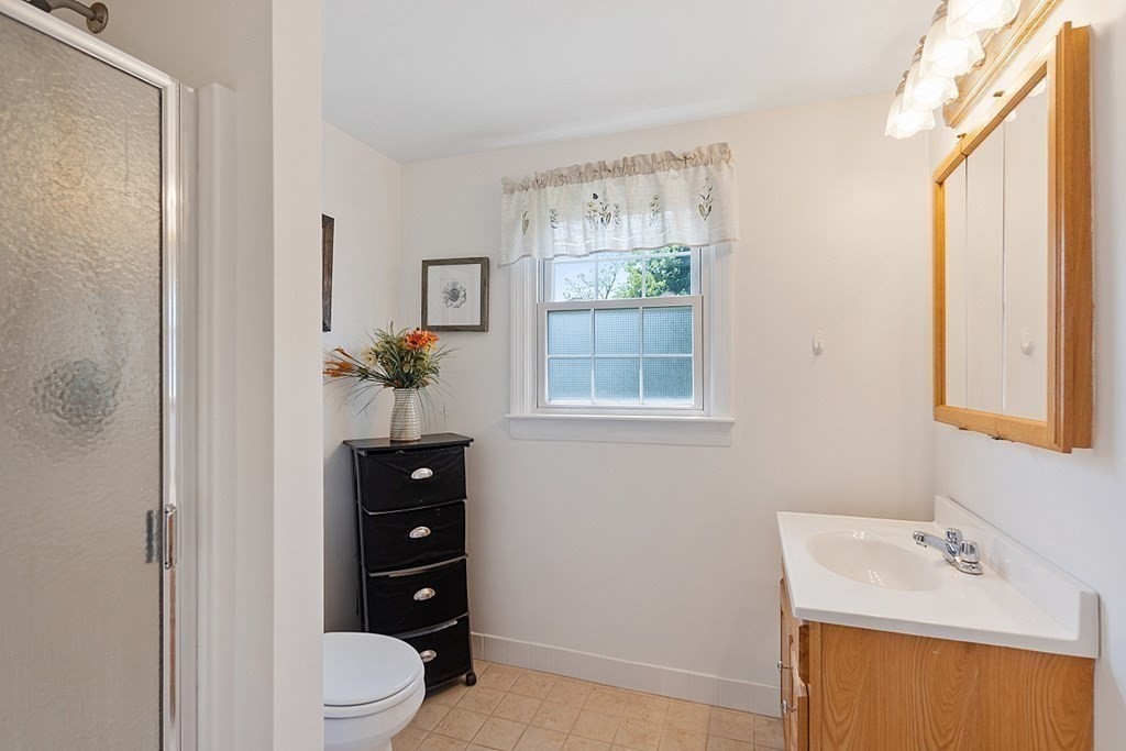 44 Como Road Boston, MA 02136 - Photo 19 of 40 Gallery Image 19