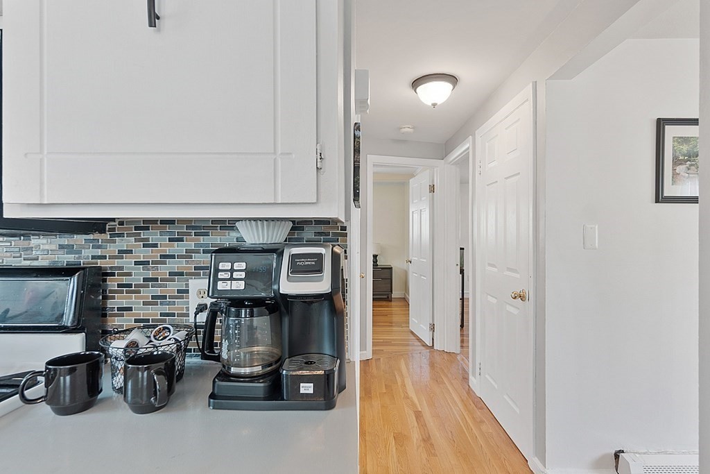 44 Como Road Boston, MA 02136 - Photo 9 of 40 Gallery Image 9