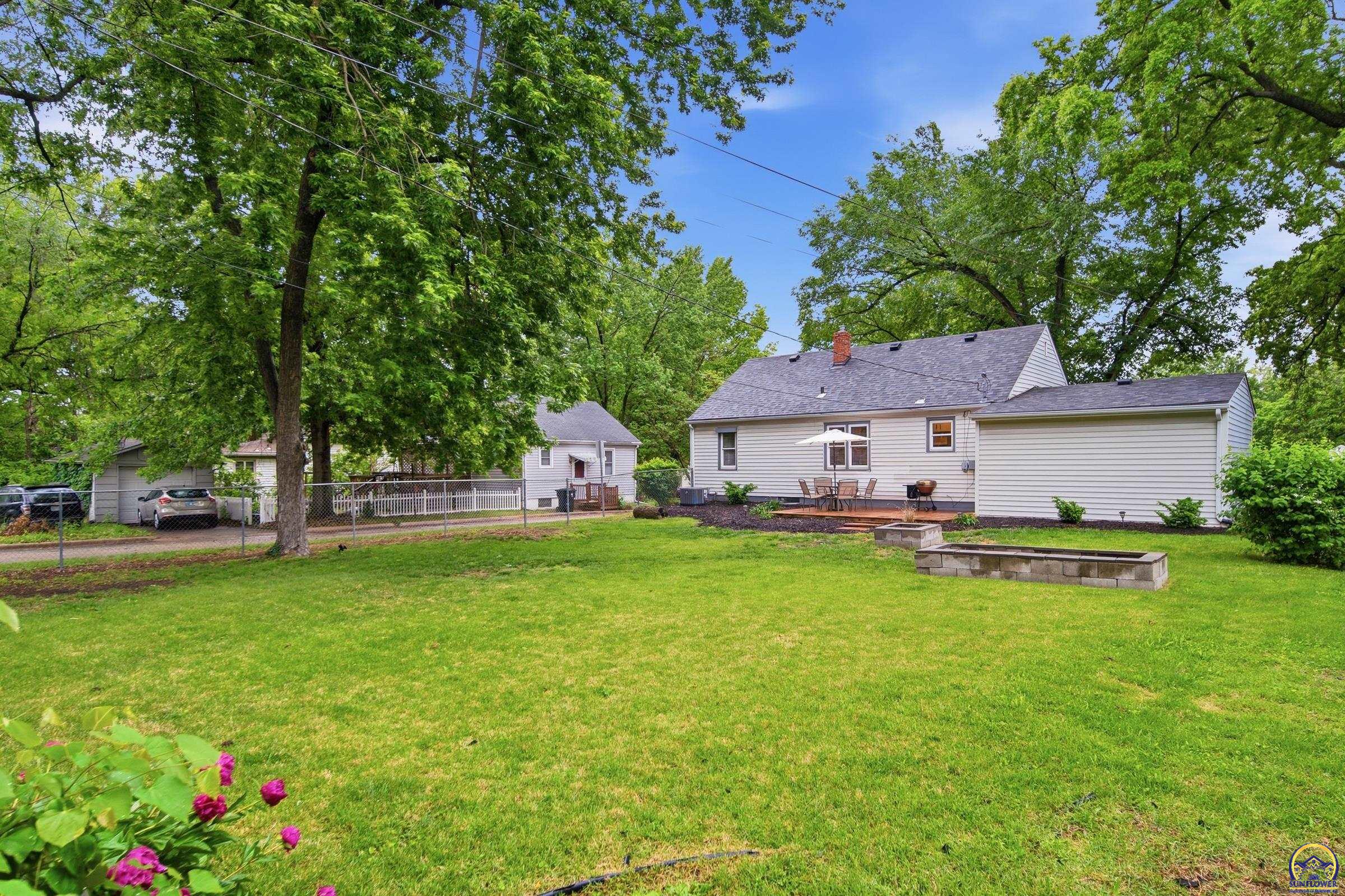 3226 Southwest Munson Avenue Topeka, KS 66604 - Photo 19 of 20