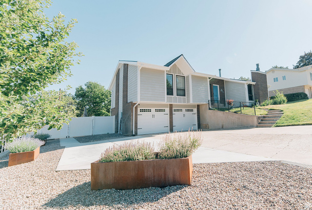 441 Chelsea Drive Bountiful, UT 84010 - Photo 2 of 37