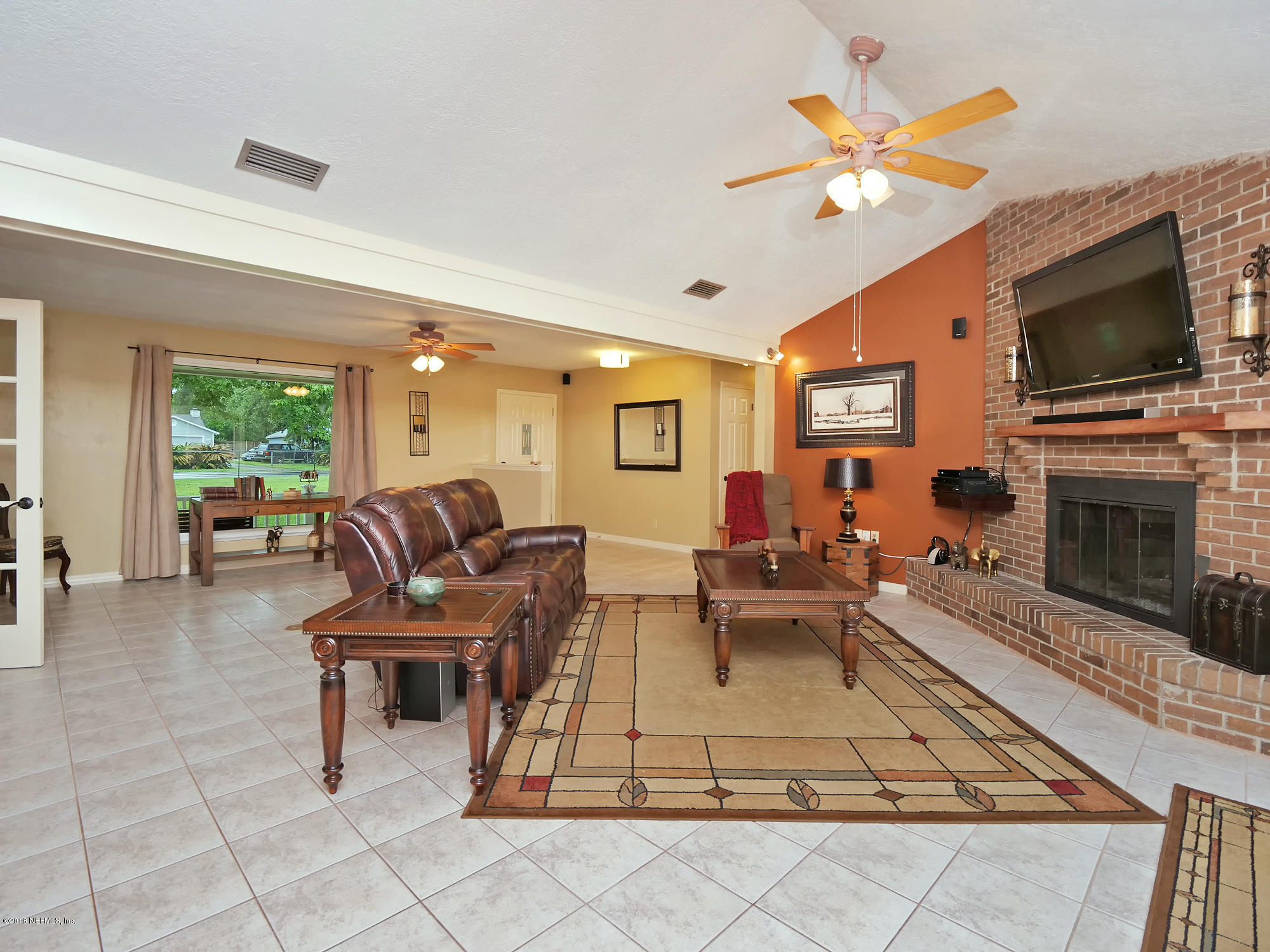 12583 Knotah Road Jacksonville, FL 32258 - Photo 5 of 36 Vaulted Ceiling