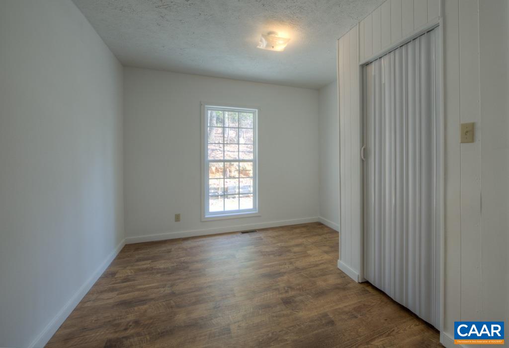 484 Deer Path Road Stanardsville, VA 22973 - Photo 18 of 30 Gallery Image 18
