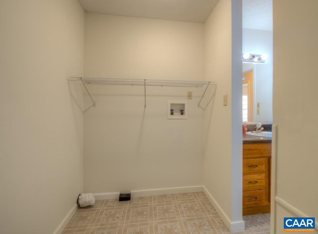 484 Deer Path Road Stanardsville, VA 22973 - Photo 20 of 30 Gallery Image 20