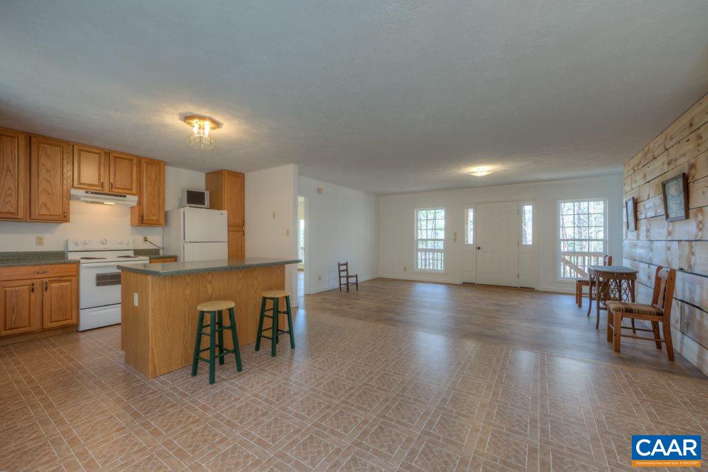 484 Deer Path Road Stanardsville, VA 22973 - Photo 6 of 30 Gallery Image 6