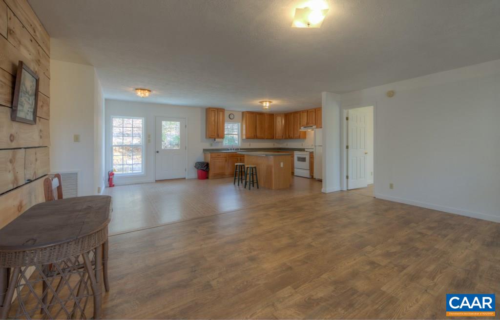 484 Deer Path Road Stanardsville, VA 22973 - Photo 7 of 30 Gallery Image 7