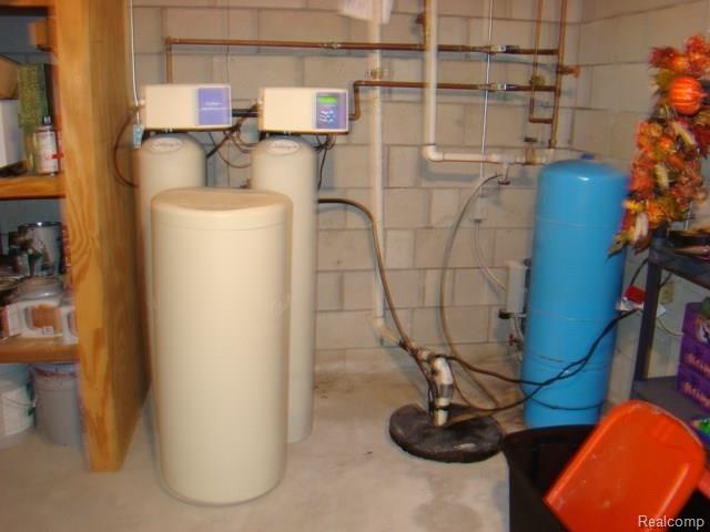 1599 Rulane Drive Lapeer, MI 48446 - Photo 55 of 60 DSC09423.jpg