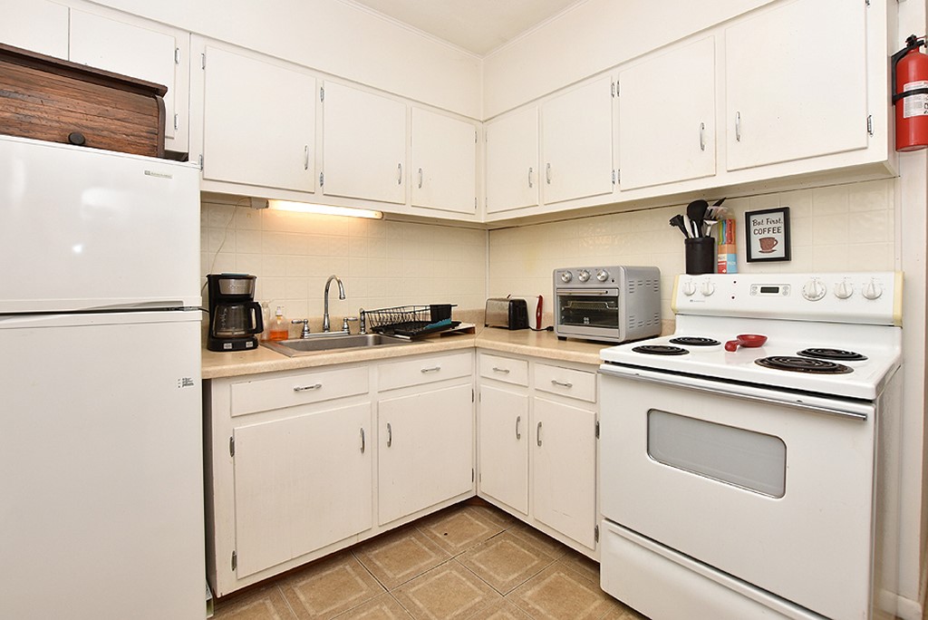 72 West Shore Road, Unit 109 Warwick, RI 02889 - Photo 5 of 6
