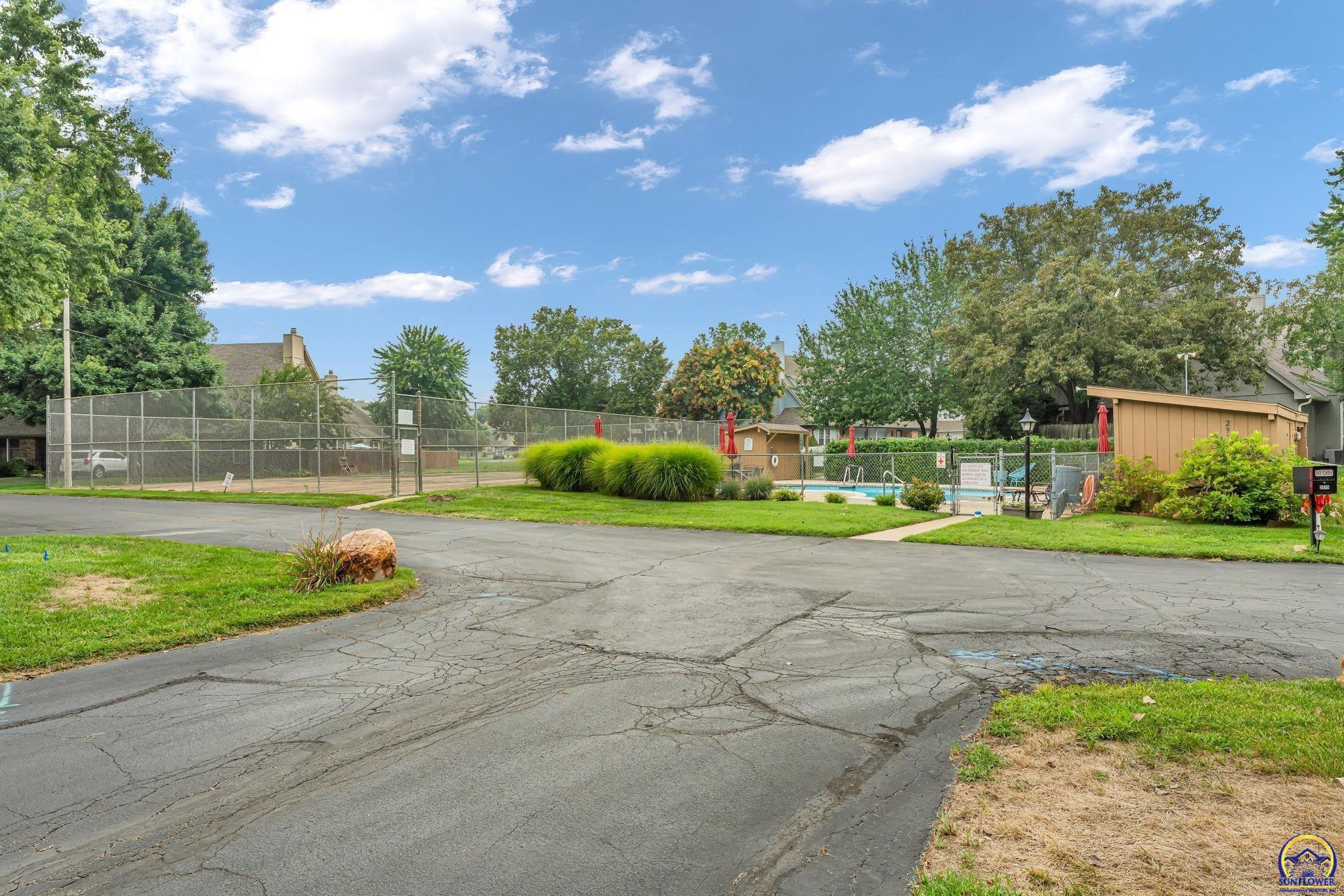 3019 Southwest Arrowhead Road Topeka, KS 66614 - Photo 25 of 25