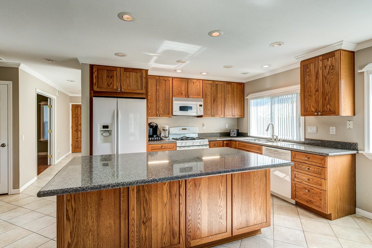 3523 Windsor Road Oceanside, CA 92056 - Photo 15 of 19