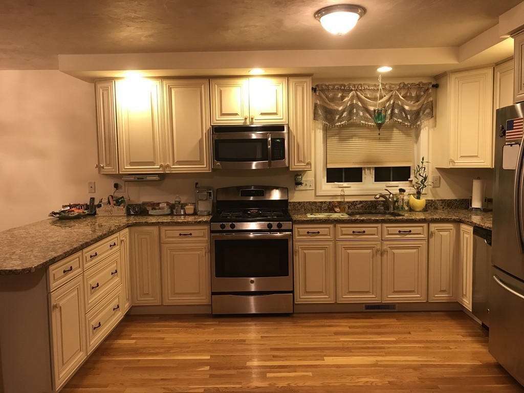 15 Kansas Road Tewksbury, MA 01876 - Photo 7 of 25 Gallery Image 7