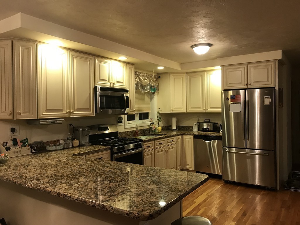 15 Kansas Road Tewksbury, MA 01876 - Photo 8 of 25 Gallery Image 8